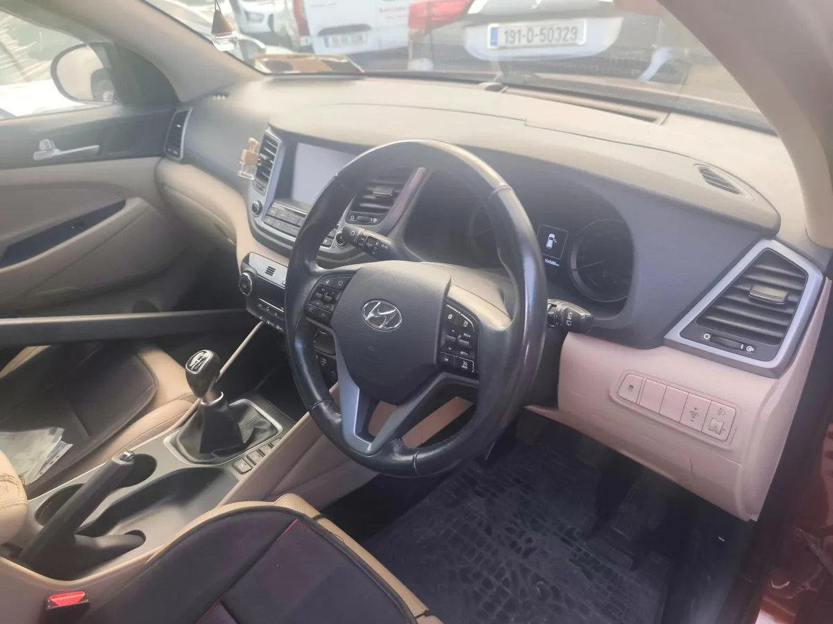 2016 Hyundai Tucson - Image 3