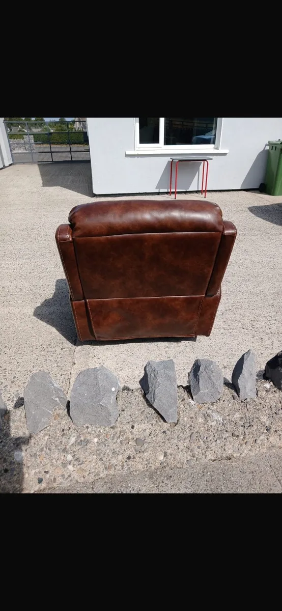 Recliner Chair - Image 4
