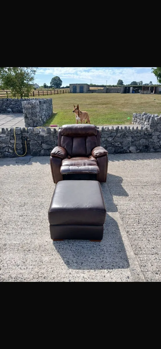 Recliner Chair - Image 1