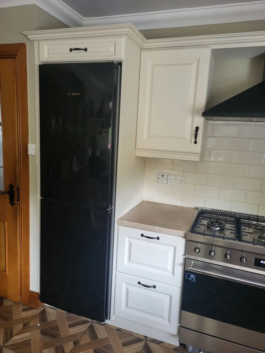 Kitchen Units - Image 2