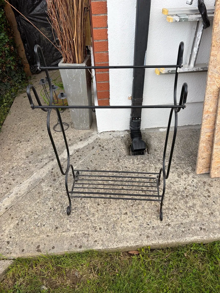 cast iron towel rack / stand - Image 1