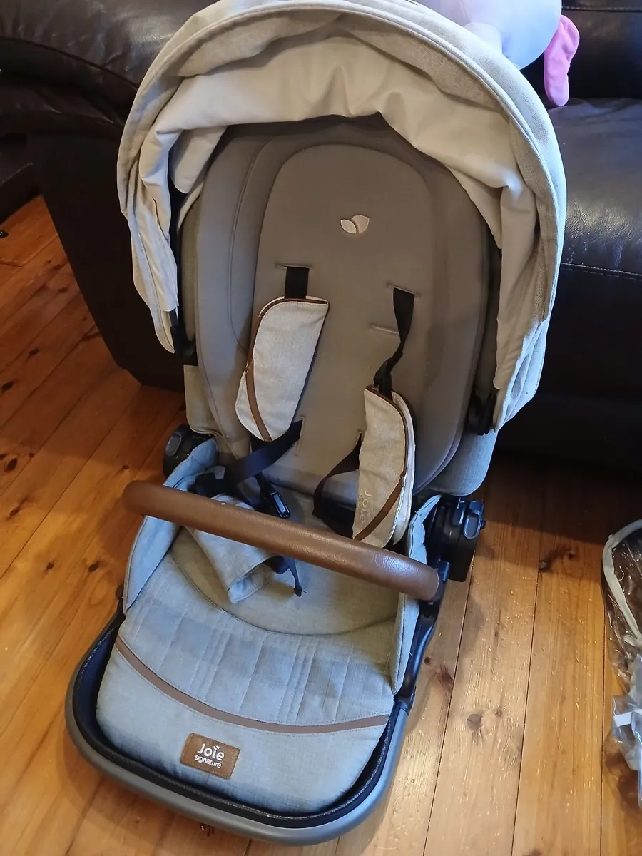 Joie buggy - Image 3