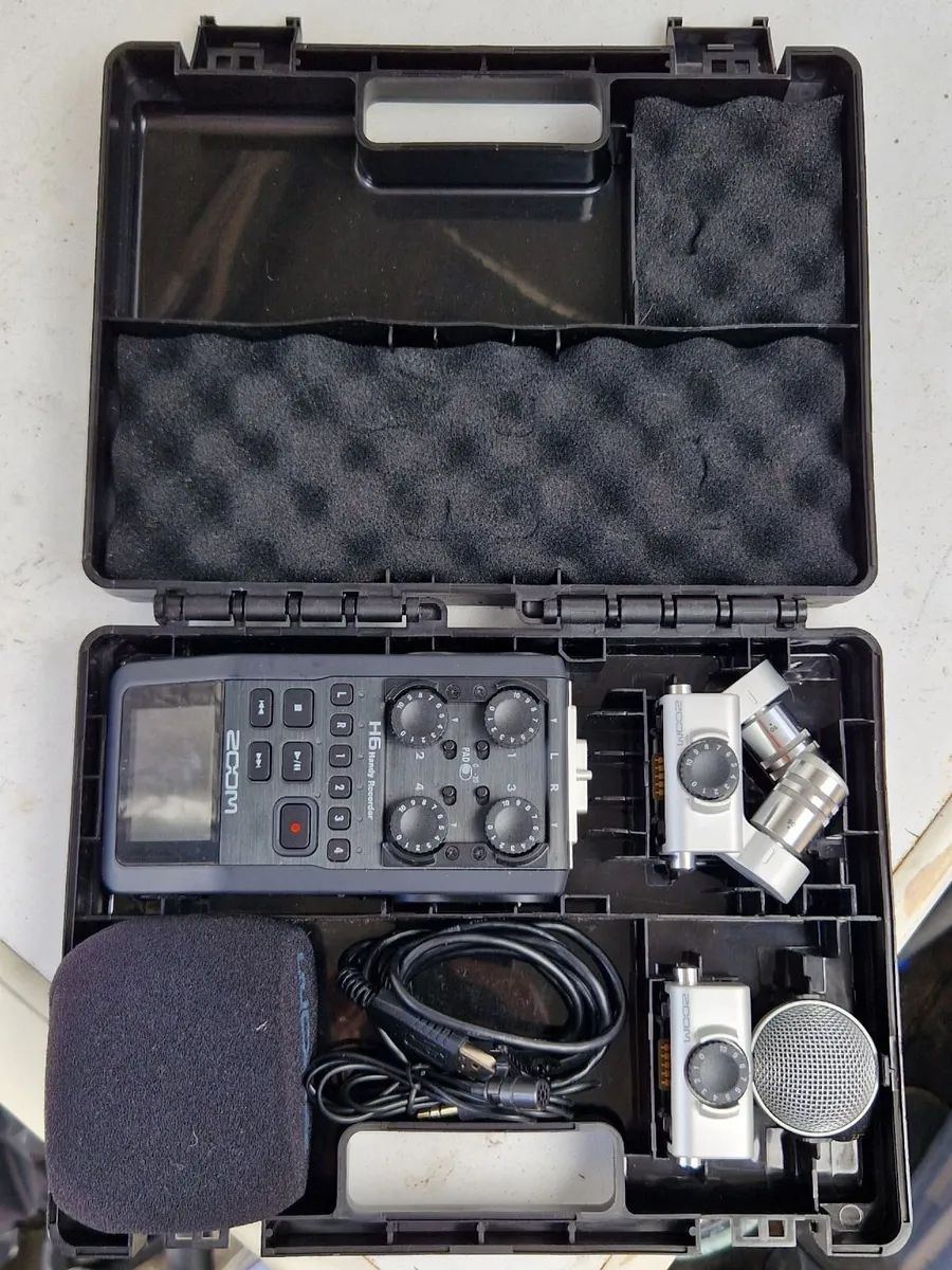 Zoom H6 Handy Recorder - Image 2