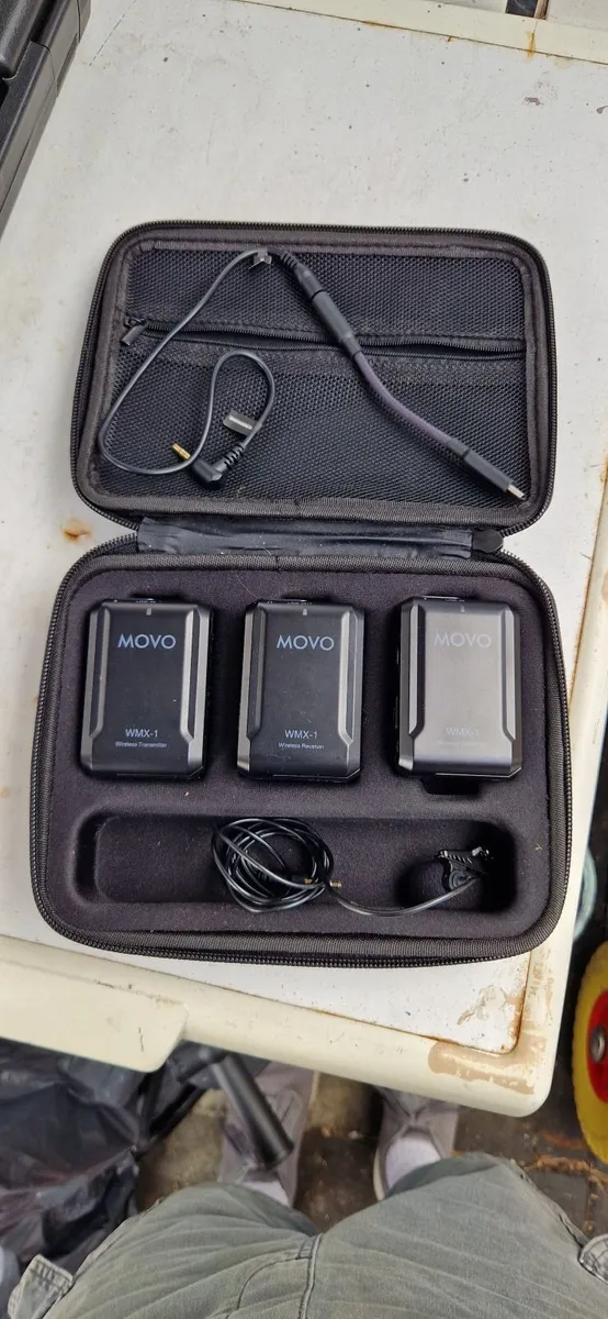 MOV WMX Wireless Bluetooth Lavalier Microphone Set