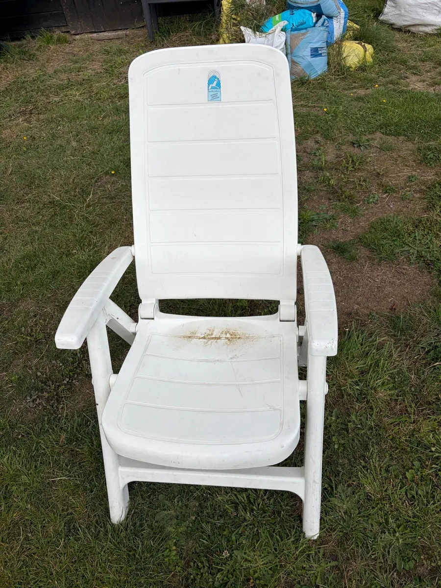 foldable outdoor chair - Image 2