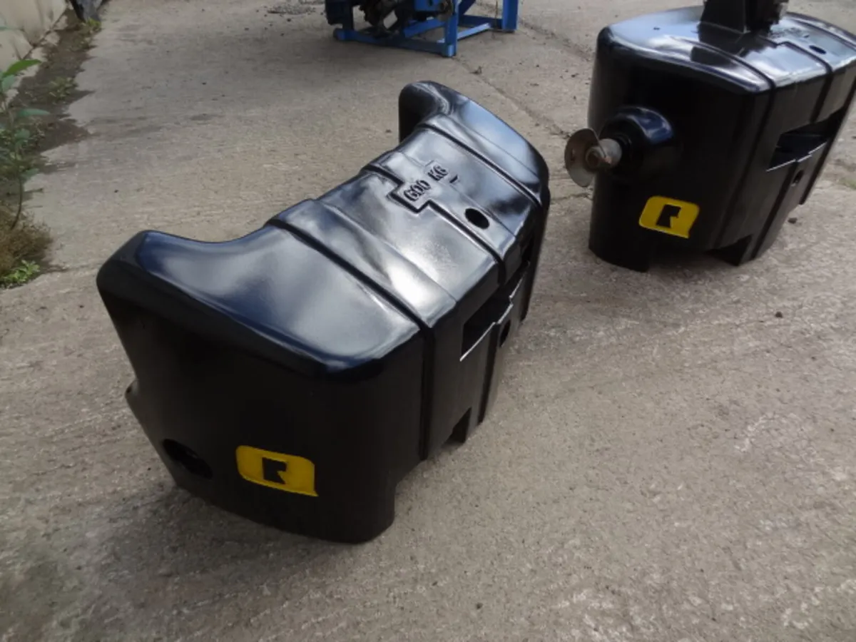 Quicke Front Tractor Weight 1500KG - Image 4