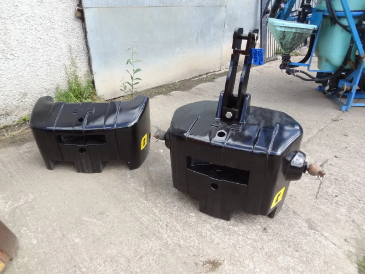 Quicke Front Tractor Weight 1500KG - Image 2
