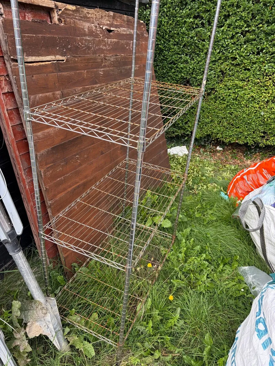 shelf for outdoor garden - Image 2