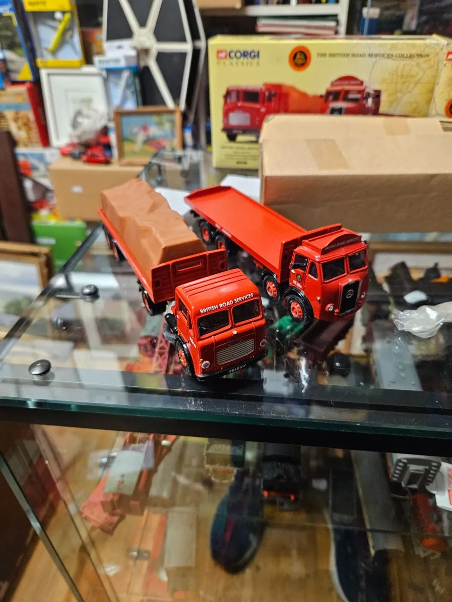 Corgi Truck Set - Image 4