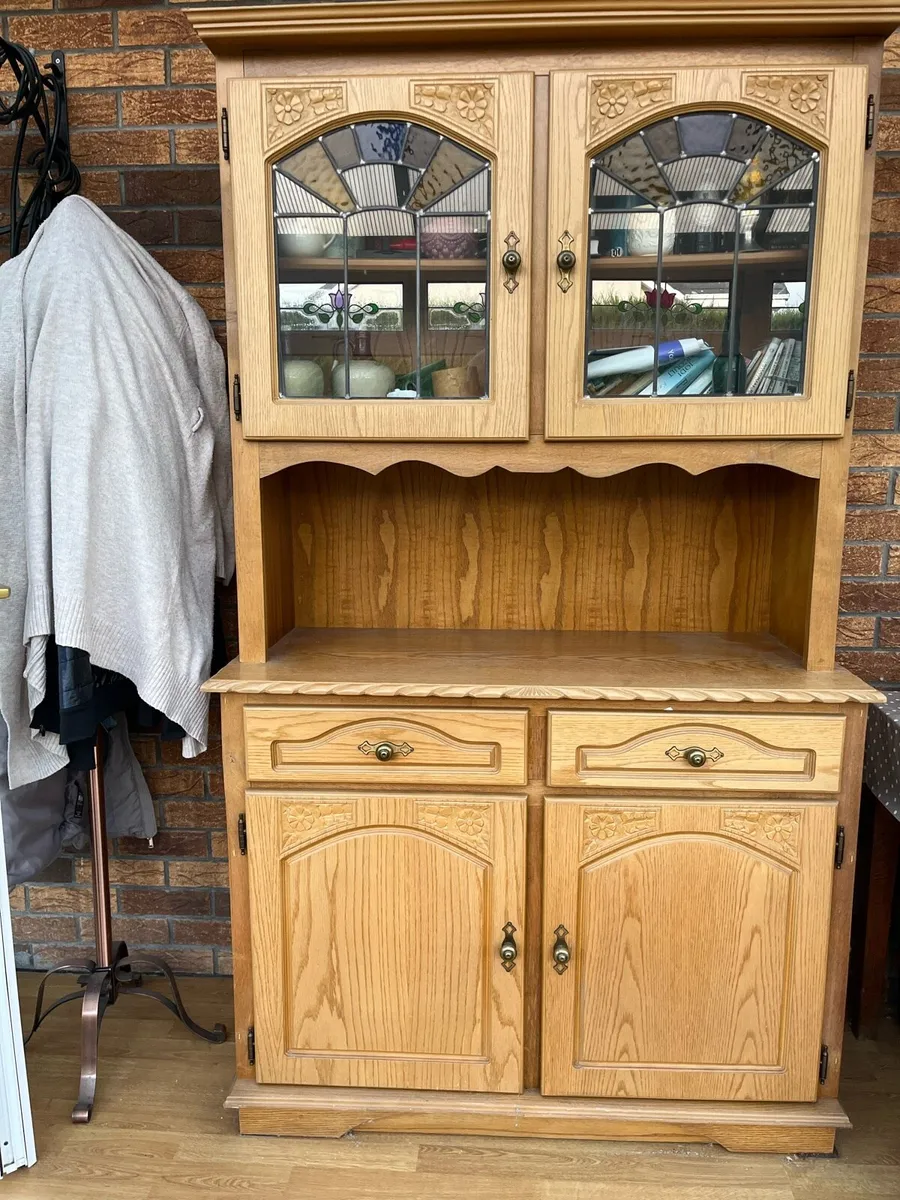 Oak display cabinet - Image 2