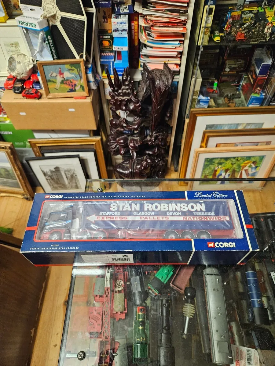 Corgi Scania Tractor Unit and Trailer 1.50 - Image 1