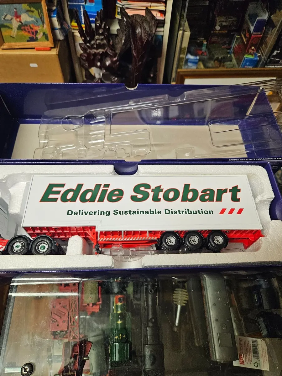Corgi Scania Tractor Unit and Trailer Eddie Stobar - Image 3