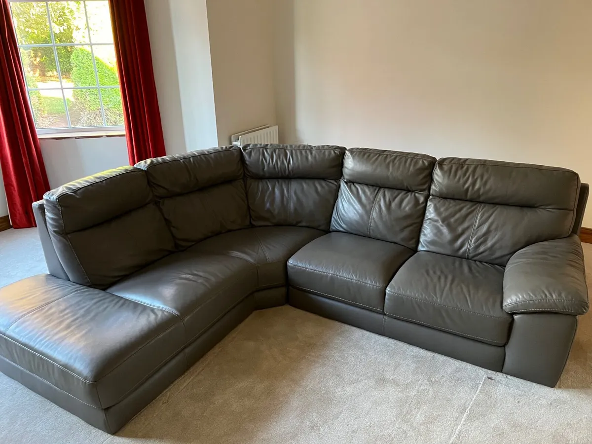 Beautiful grey sofa in perfect condition - Image 1