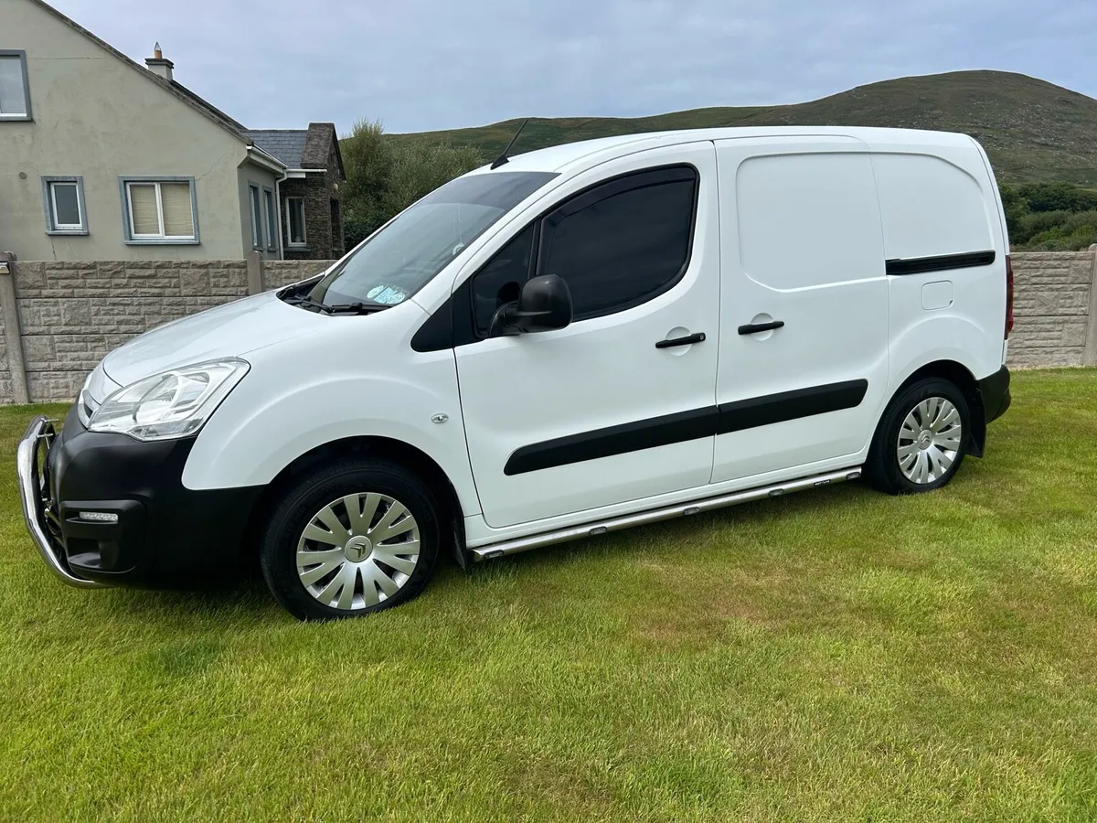 Citroen berlingo low kilometres - Image 4