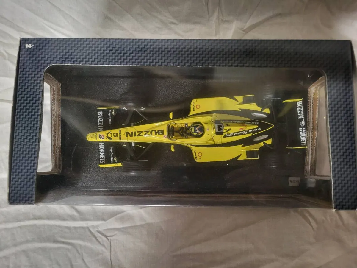 F1 car - Image 3