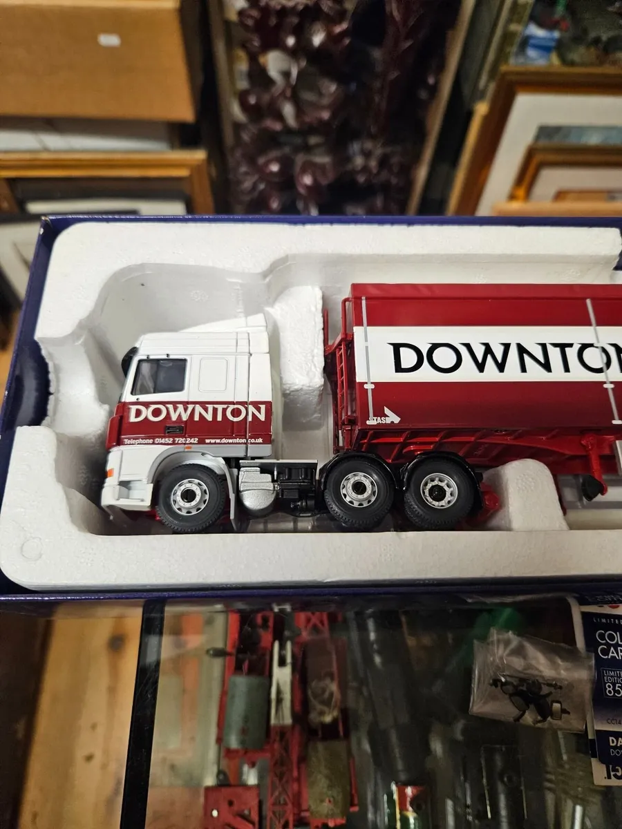 Corgi DAF Tractor Unit and Trailer 1.50 - Image 2