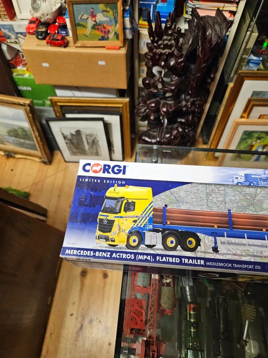 Corgi Mercedes Tractor Unit and Trailer with Load - Image 3
