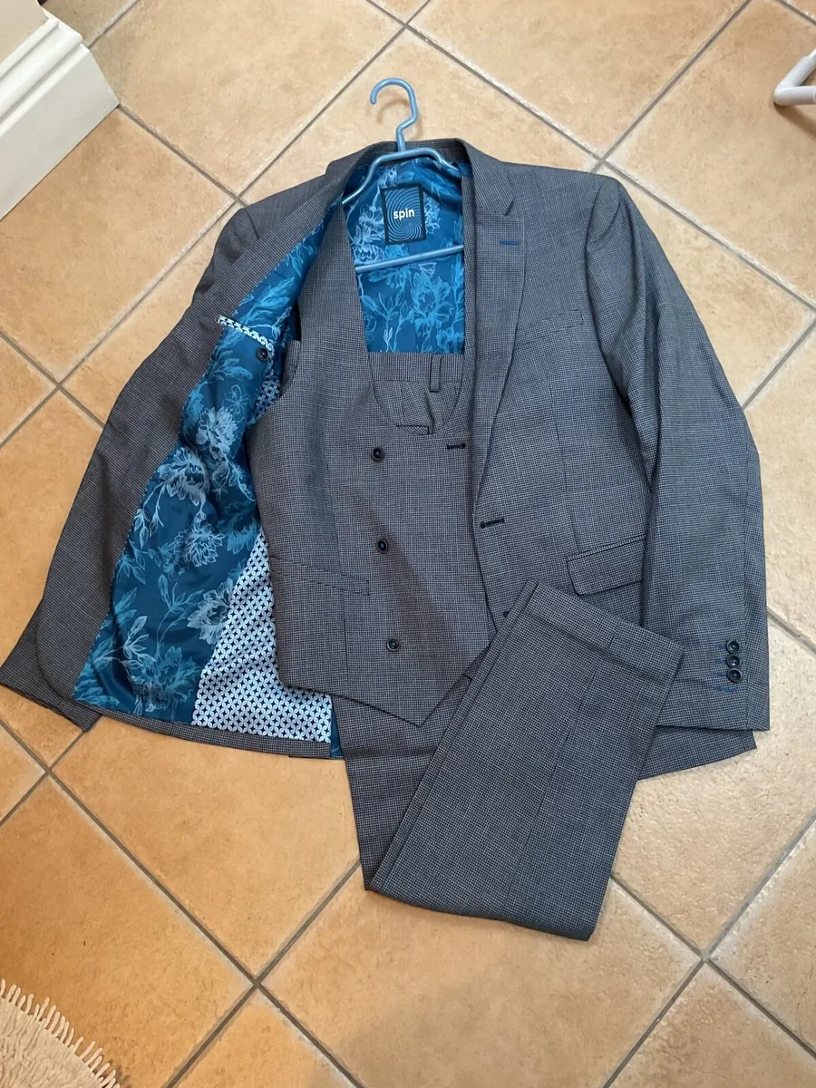 Men’s suits