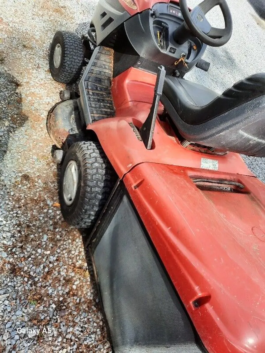 Castelgarden ride on mower - Image 4