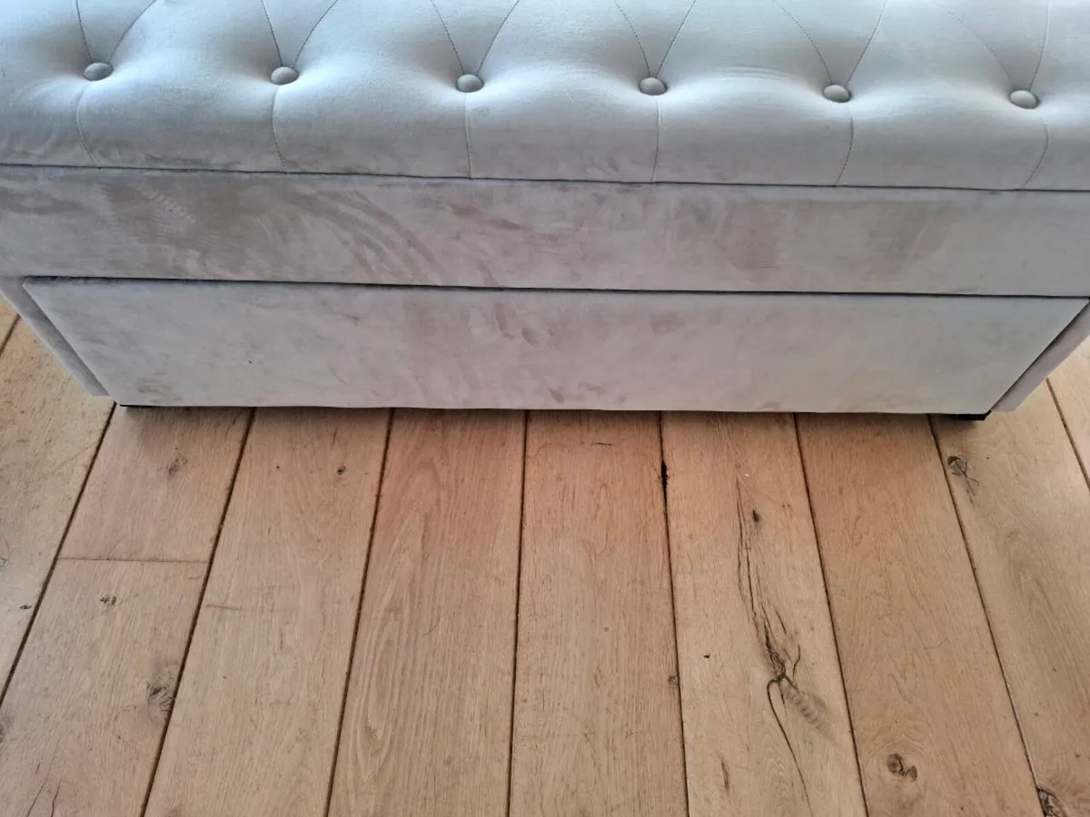 Ottoman - New With Tag - Image 4