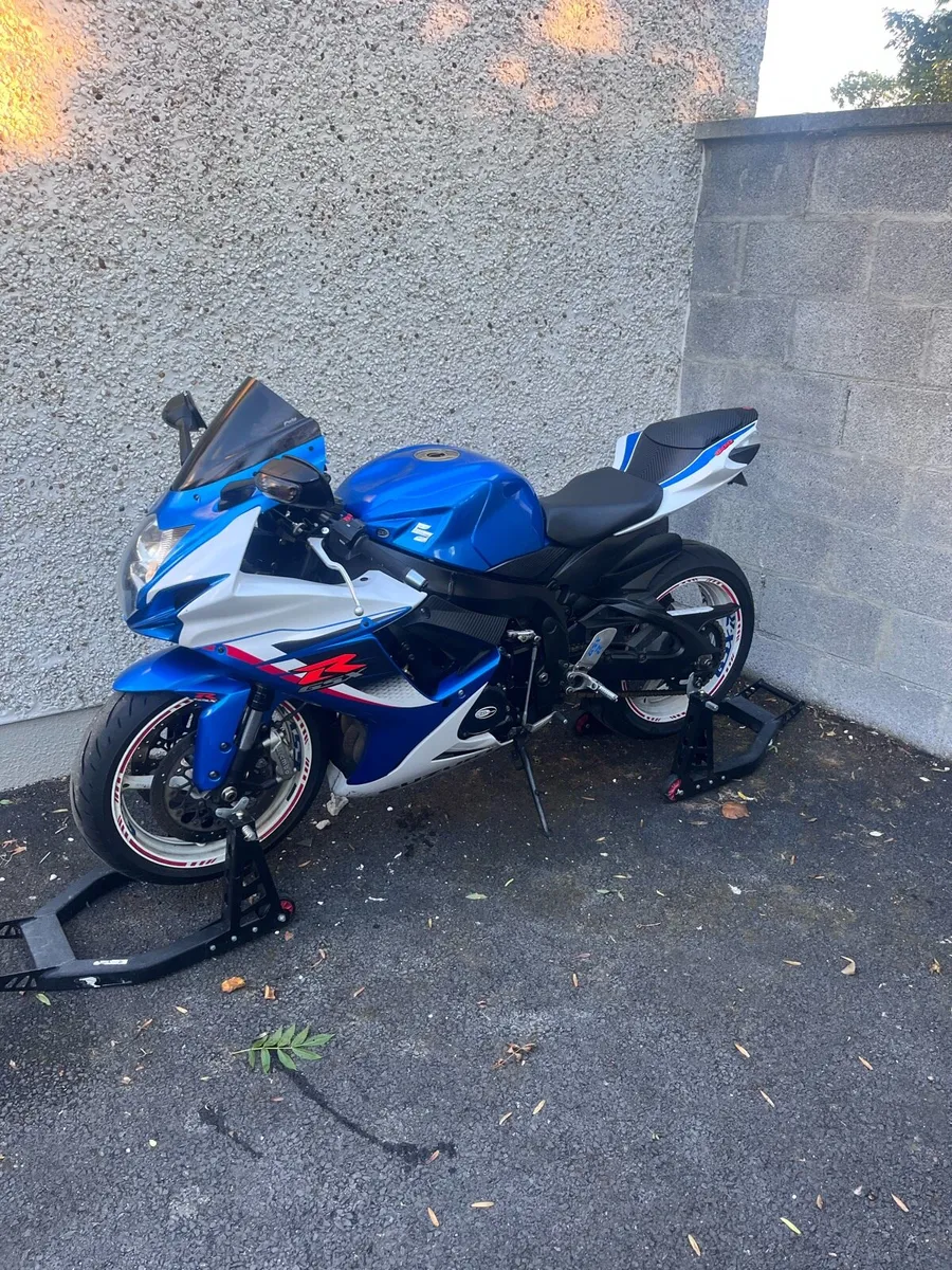 Suzuki gsxr 600 - Image 2