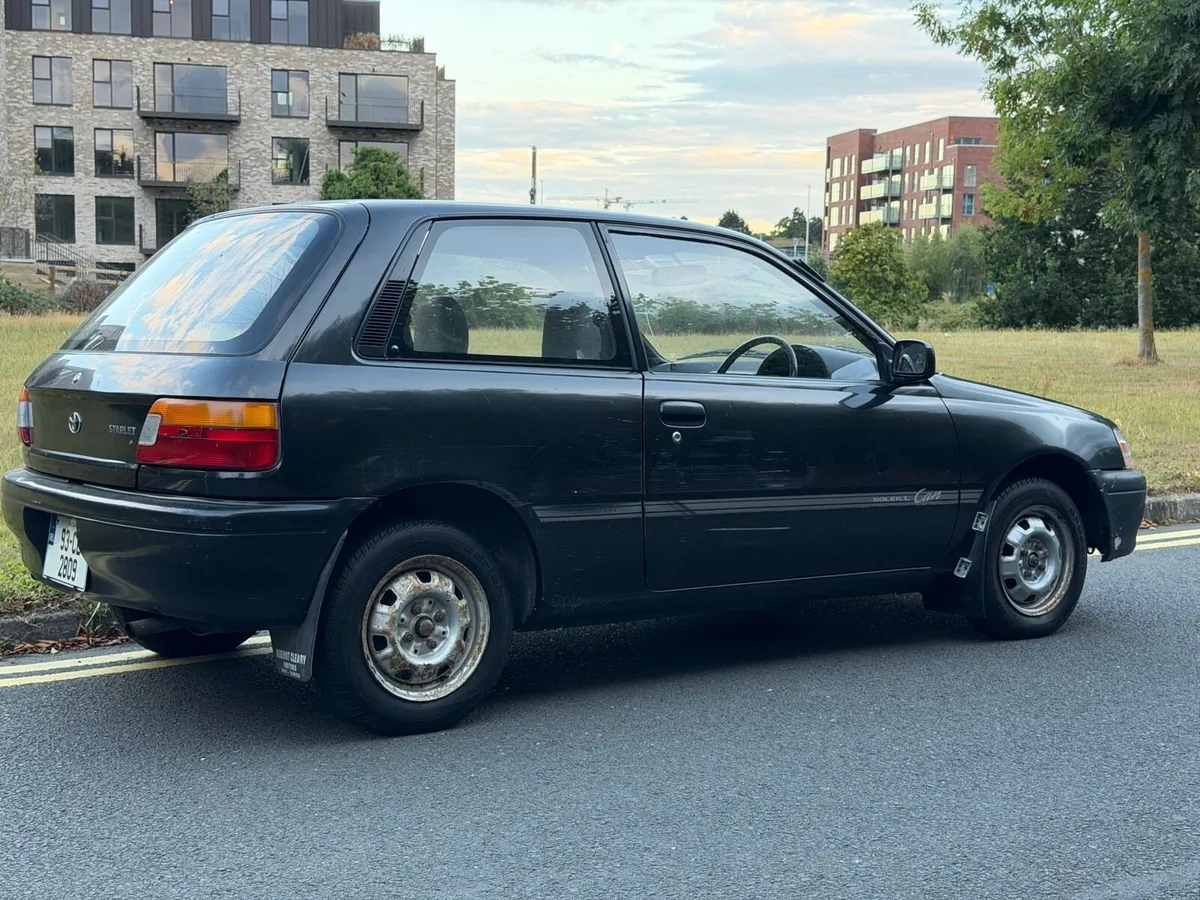 Toyota Starlet Soleil - Image 2