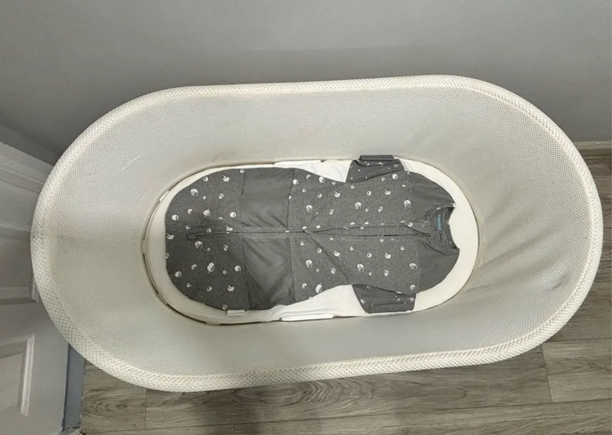 Snoo Smart Baby Bassinet Happiest Baby - Image 2