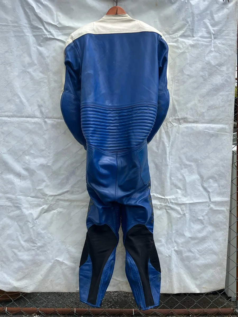 Crowtree Mens one piece leather motorcycle suit - Image 2