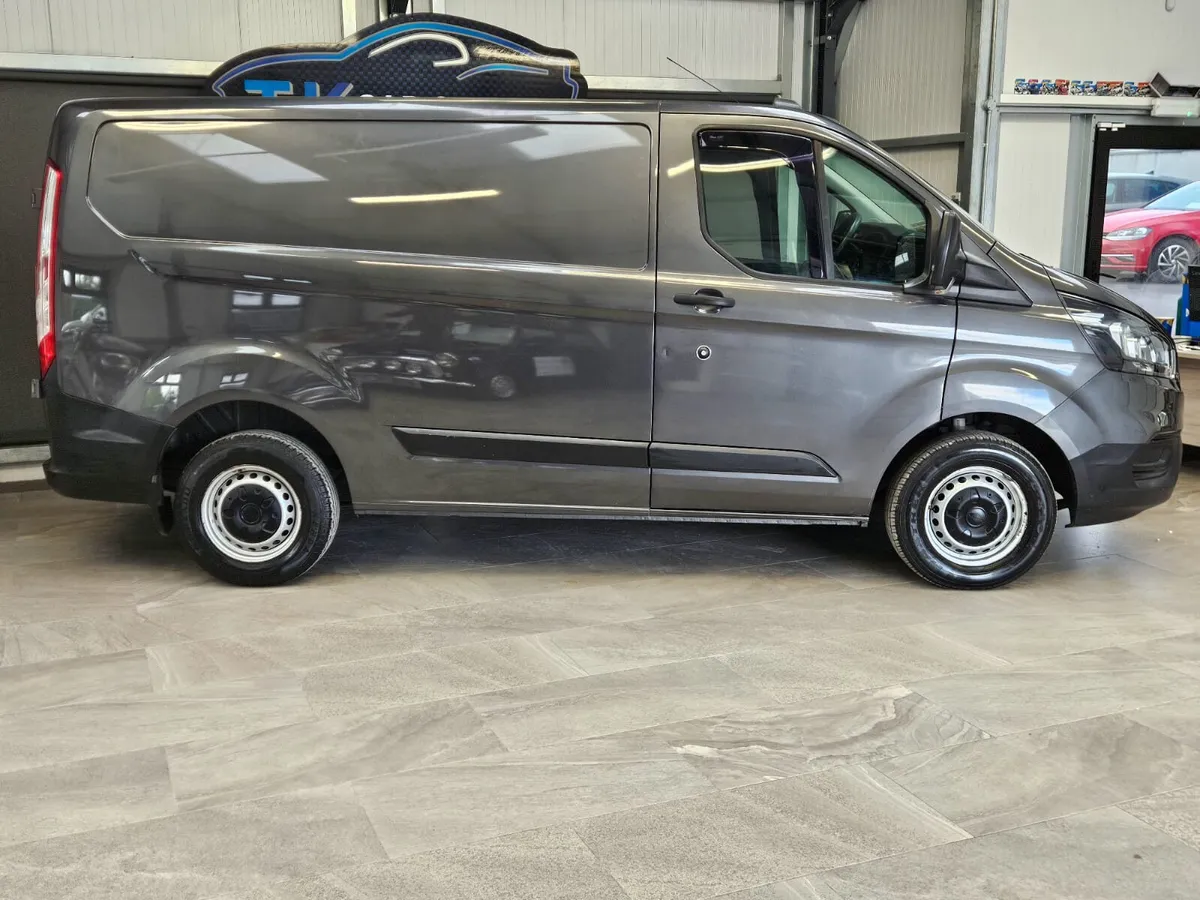 211 FORD TRANSIT CUSTOM 280 BASE - Image 2
