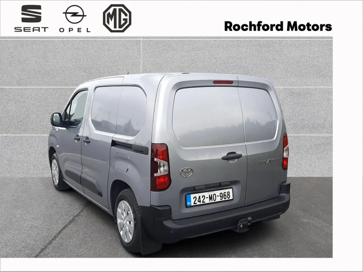 Toyota Proace City *NEW MODEL* 1.5 GX SWB 65 - Image 4