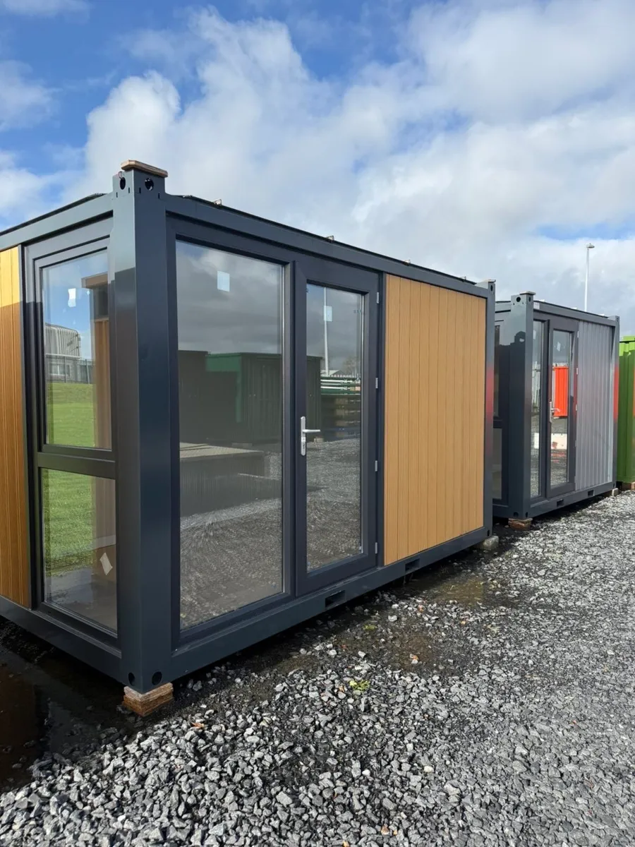 Shed/office - Image 2