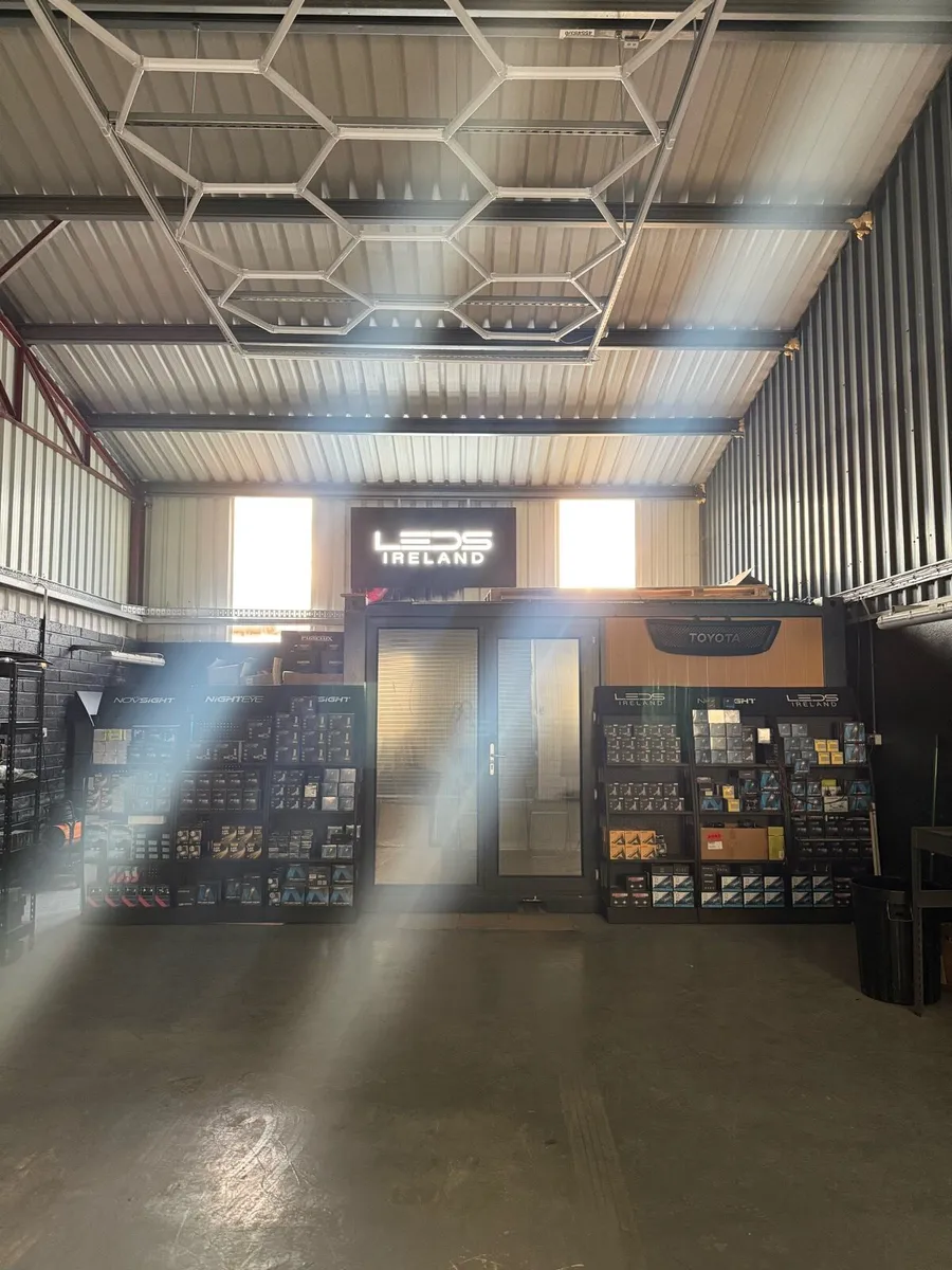 Shed/office - Image 3