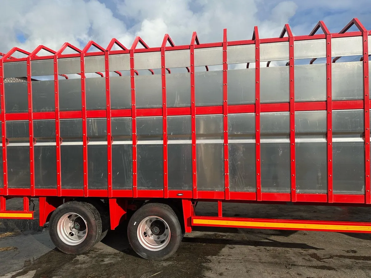 Cattle trailer - Image 2
