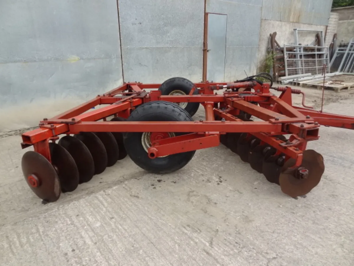 MF Massey Ferguson Trailed heavy Duty Disc Harrow - Image 3