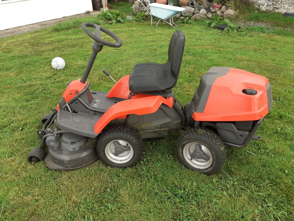 Husqvarna rider - Image 2