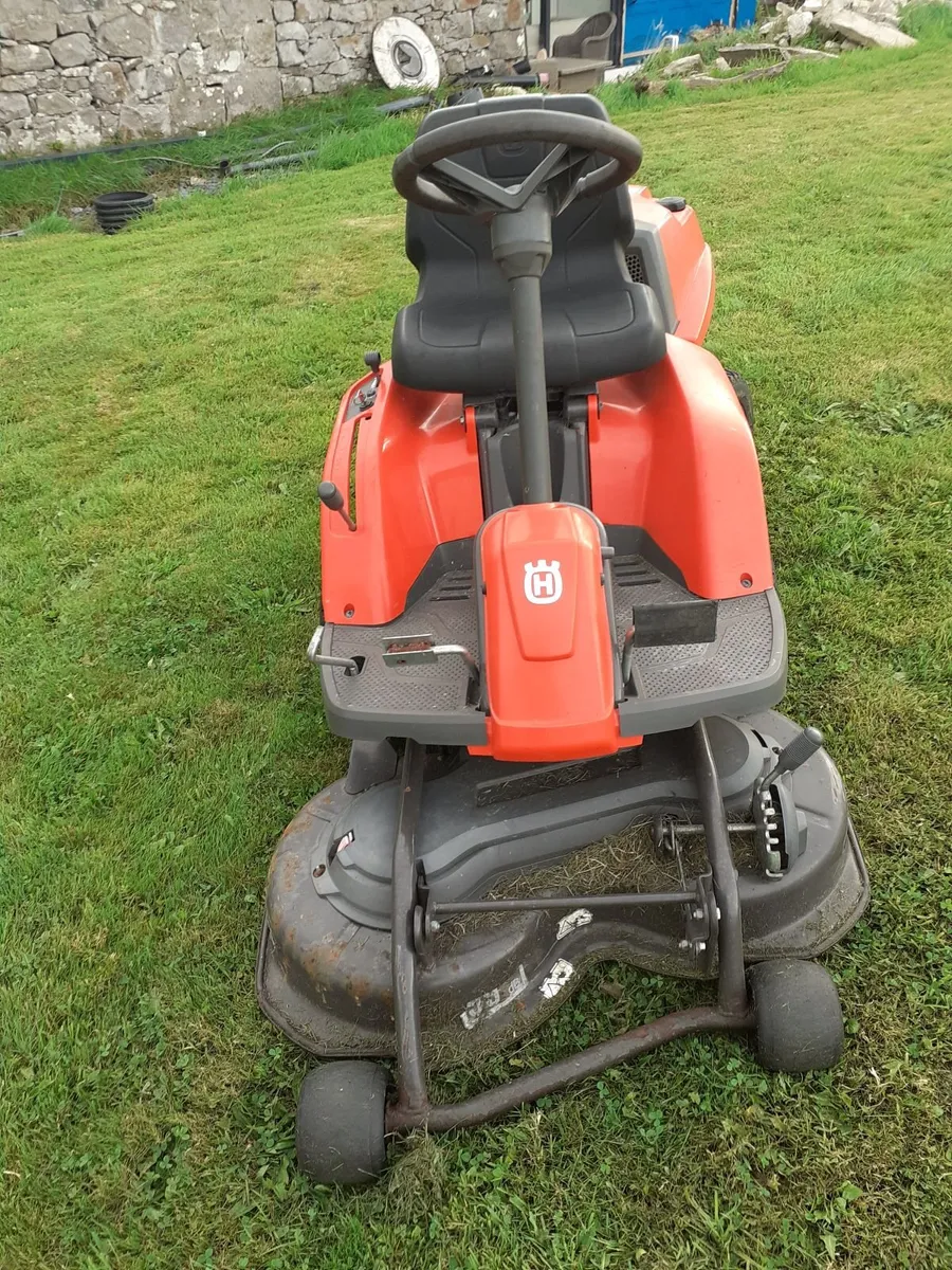 Husqvarna rider - Image 3