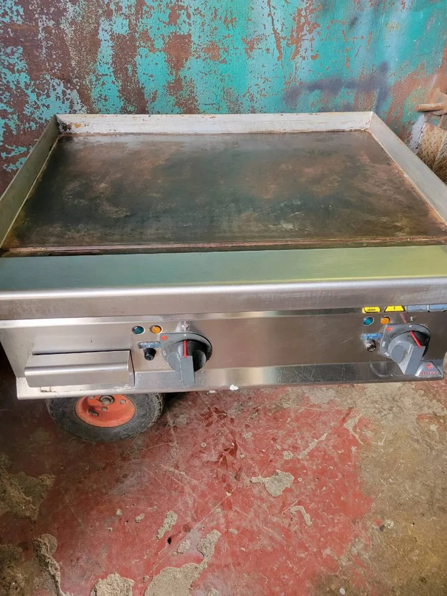 Grill Electric Griddle BERTOS E7FL8BP2 - Image 2