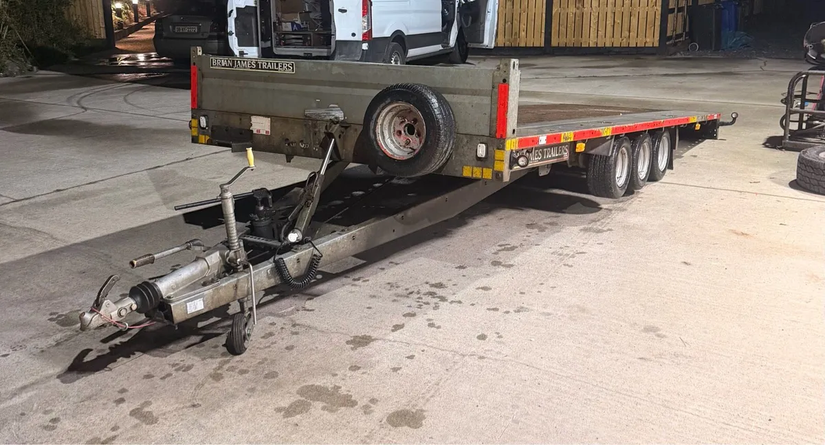 Brian James Tilt Bed Cargo Connect - Image 1