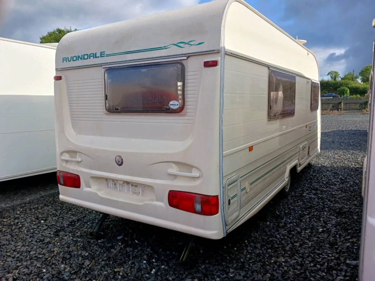 Avondale dart caravan 4/5 berth - Image 3