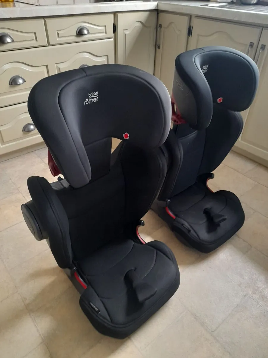 car seats - Image 1