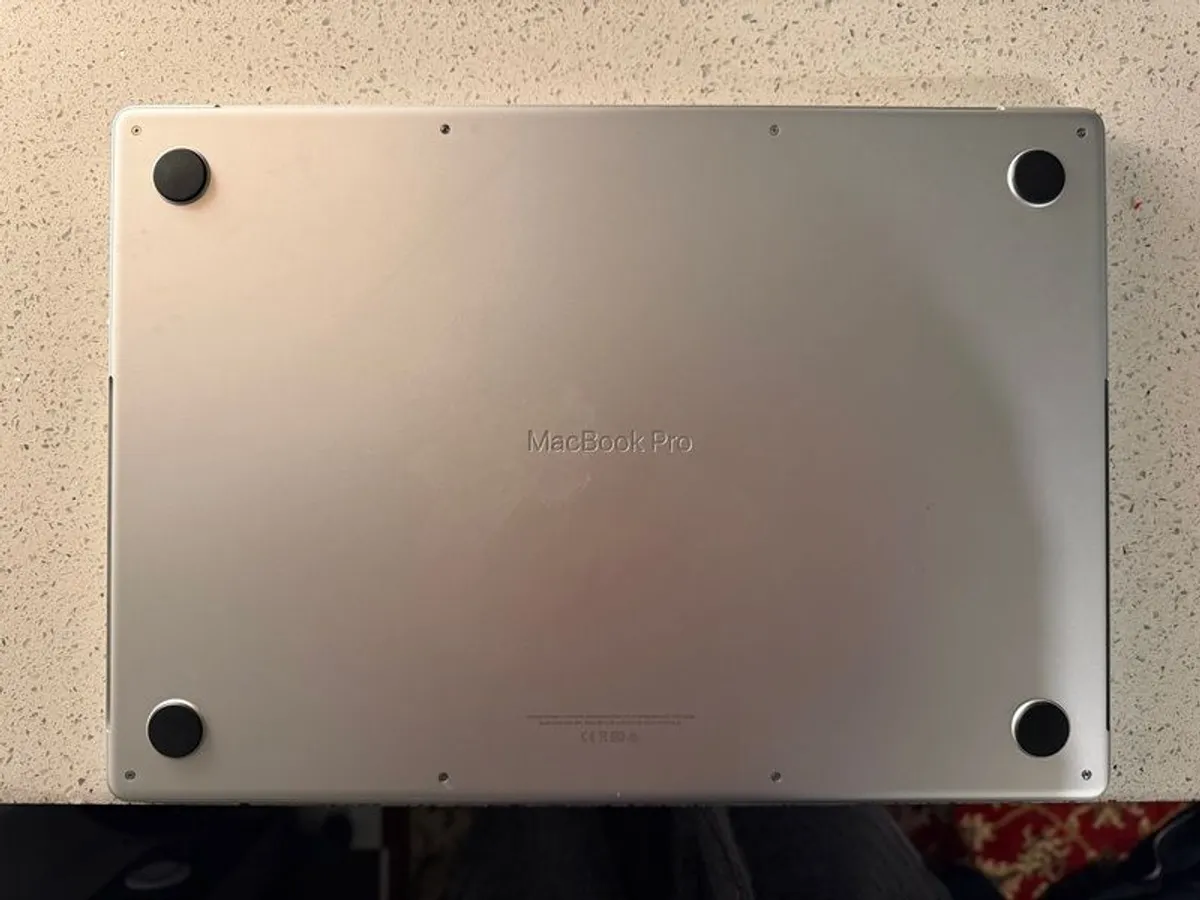 Macbook Pro M1 Pro 16"/10-cpu 16-gpu/16gb Ram/512gb Ssd - Image 4