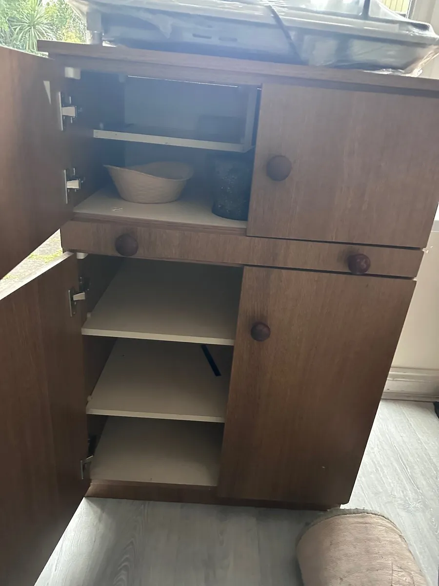 Household items - Image 1