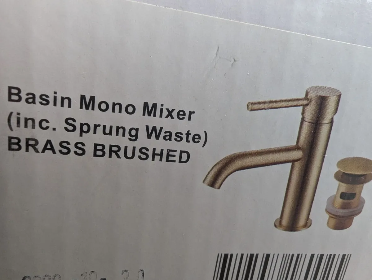 Brand New Brass Bathroom Mixer tap and Waste - Image 4