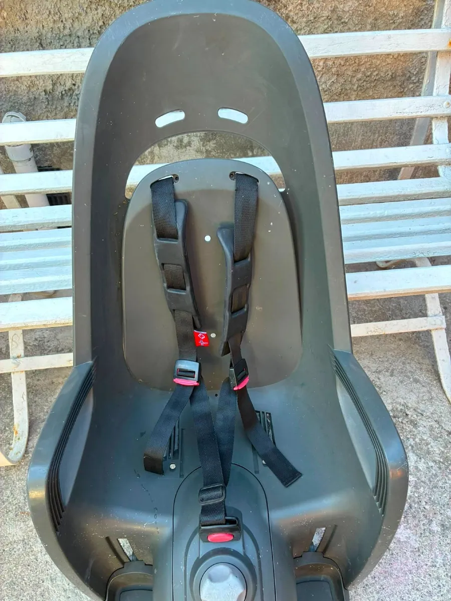 Child's bike seat - Image 4