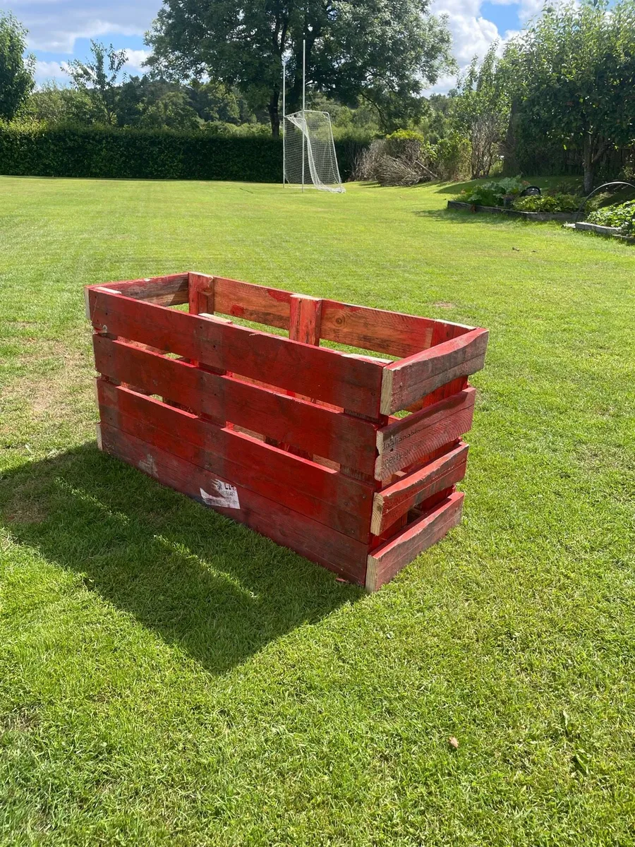 Planter box - Image 1