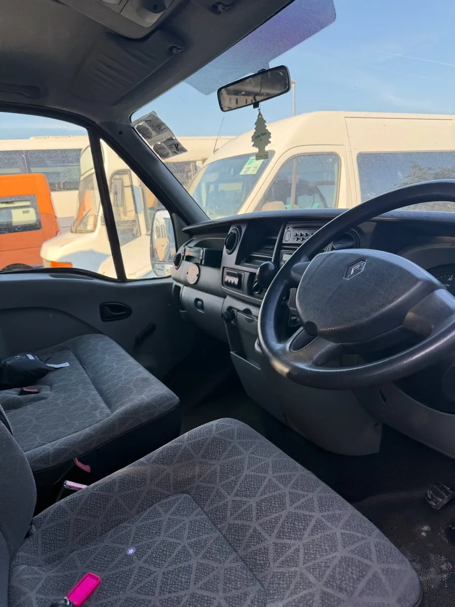 Renault Master - Image 3