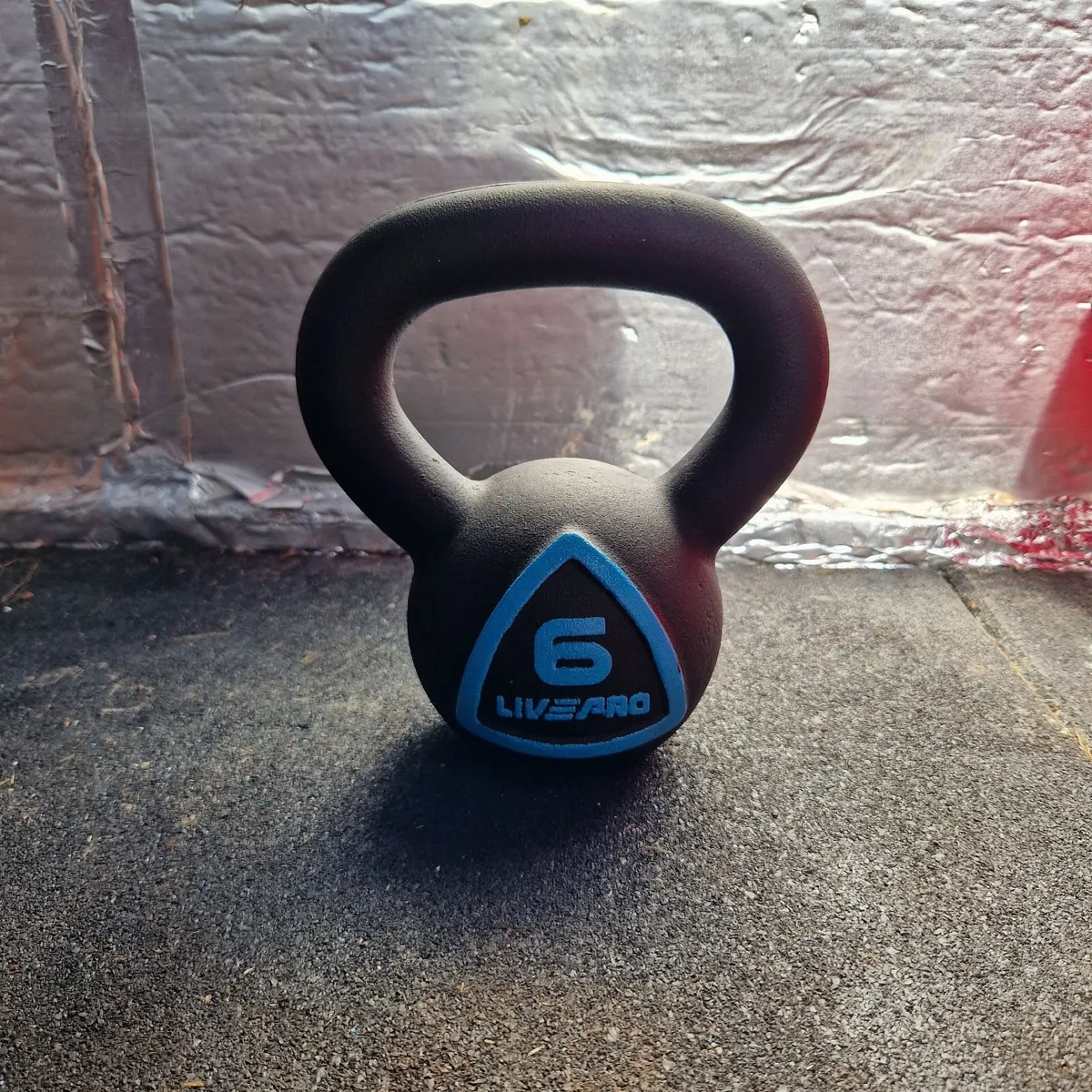 Brand New Cast Iron Kettlebells (4/6/8/10kg) - Image 4
