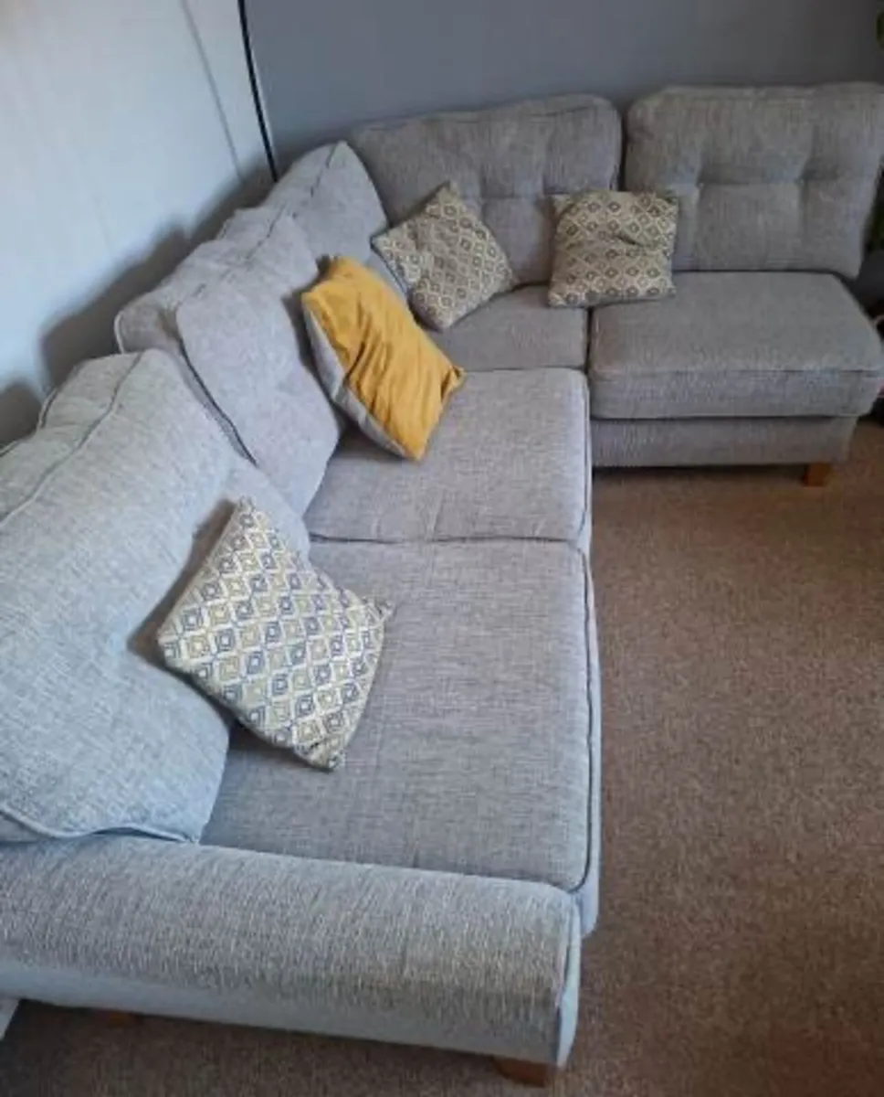 Ez living corner sofa - Image 1