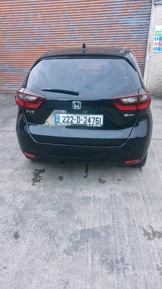 Honda fit 1.5 petrol Hybrid - Image 4