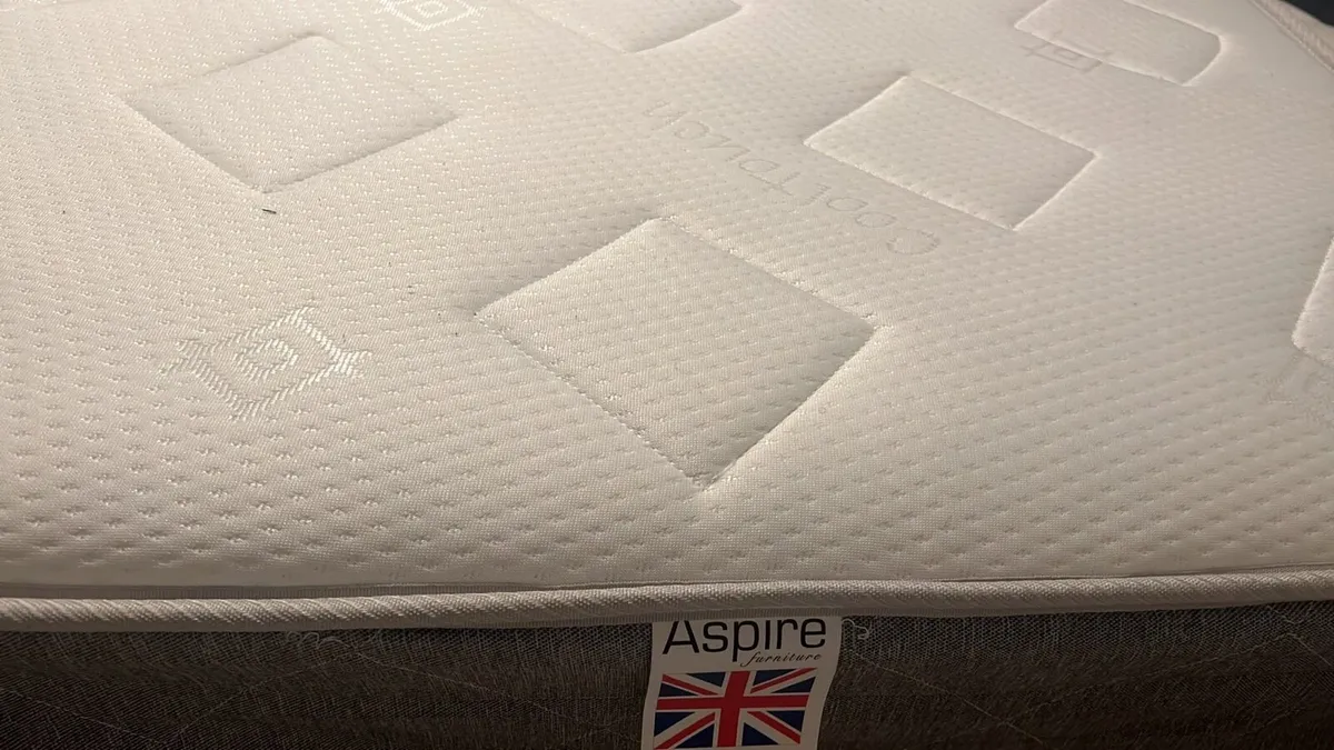 King size mattress for free - Image 1